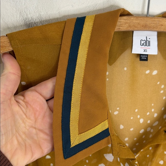 CABI Cheers Semi Sheer Sleeveless Blouse Retro Office Size XS - Picture 6 of 16